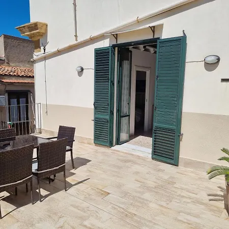 Mandralisca Holidays - Luxury Apartment Cefalù
